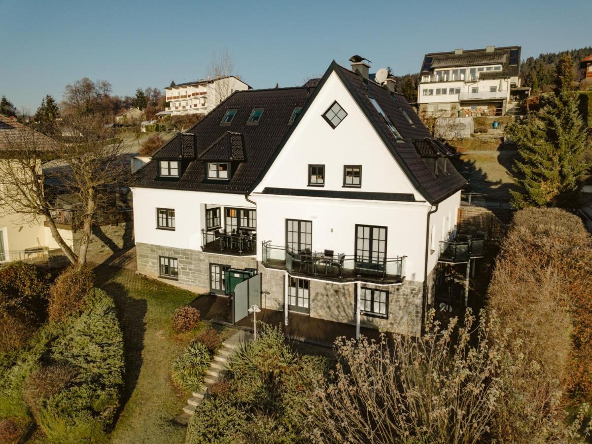 Haus Aussicht - Ferienwohnungen Velden Velden am Woerthersee Exterior photo