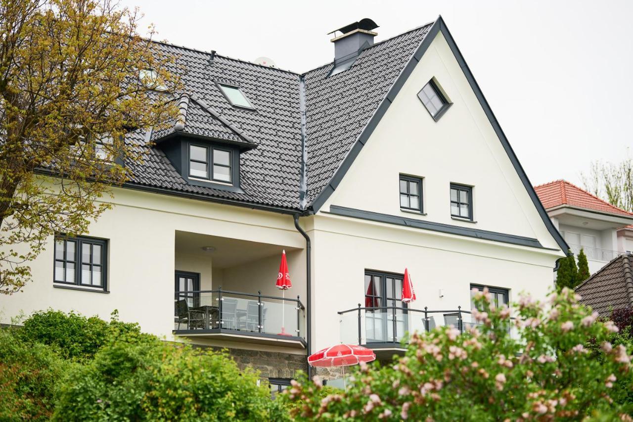 Haus Aussicht - Ferienwohnungen Velden Velden am Woerthersee Exterior photo